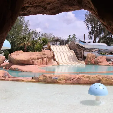 Mobil-home 3 - 7 Personnes, Terrasse - Api-1-52-1627 Кемпінг *